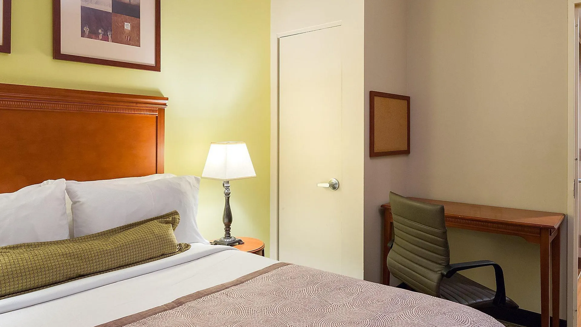 Candlewood Suites Nyc -Times Square By Ihg New York 3*,